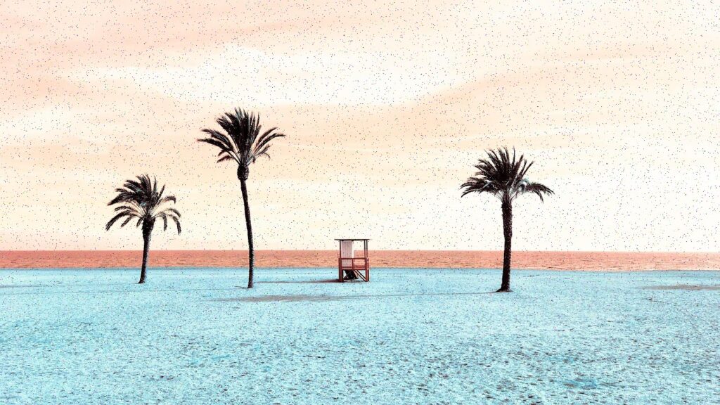 Spiaggia con palme e mare turchese, elaborazione digitale